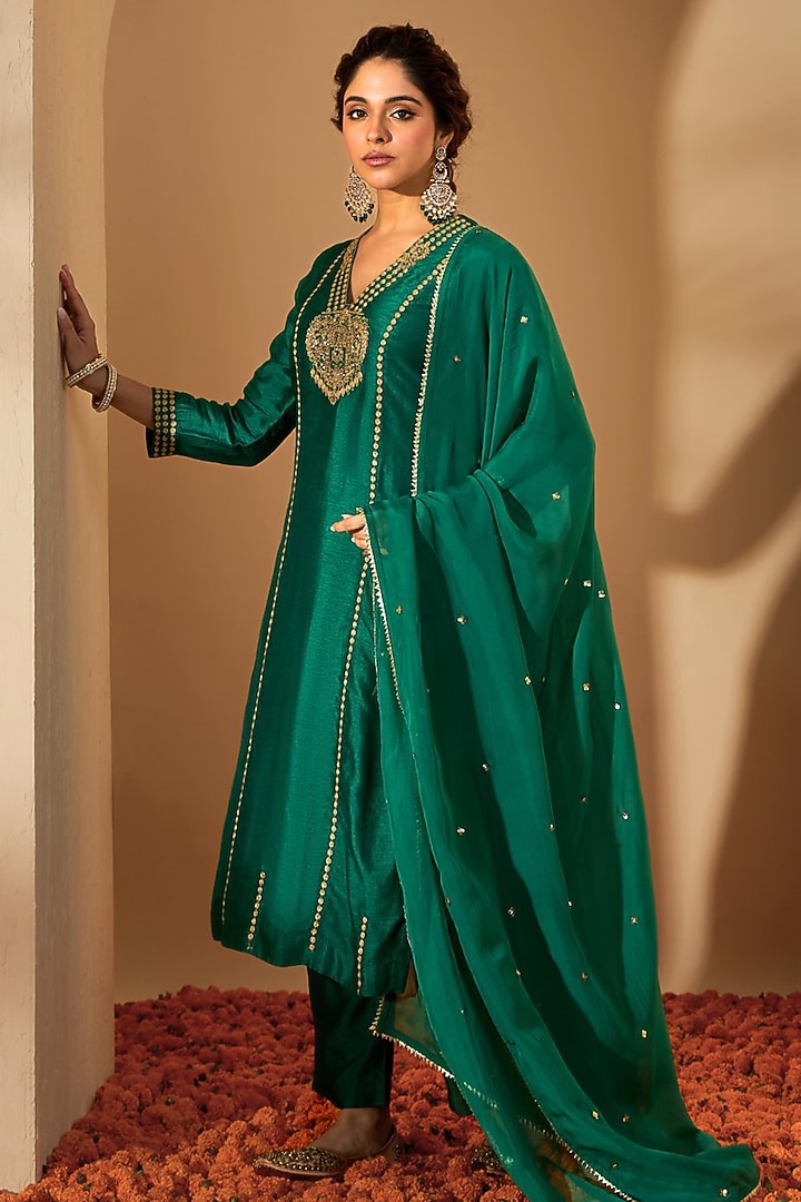 Pine Green Viscose Raw Silk & Organza Embroidered Kurta Set by RoohbyRidhimaa at Pernia's Pop Up Shop