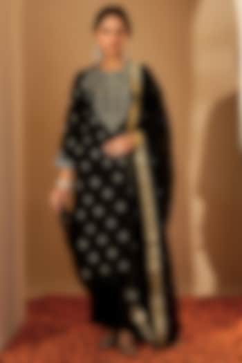 Black Viscose Raw Silk & Silk Organza Embroidered Kurta Set by RoohbyRidhimaa at Pernia's Pop Up Shop