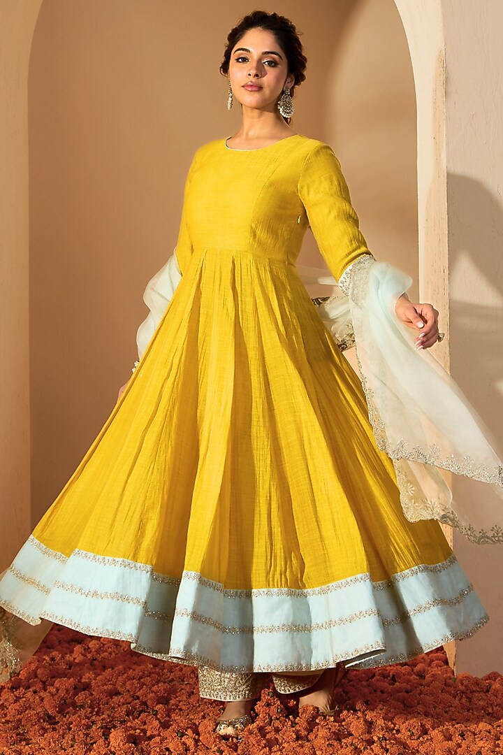 Mustard Yellow Silk Chanderi & Silk Organza Embroidered Wedding Anarkali Set by RoohbyRidhimaa at Pernia's Pop Up Shop