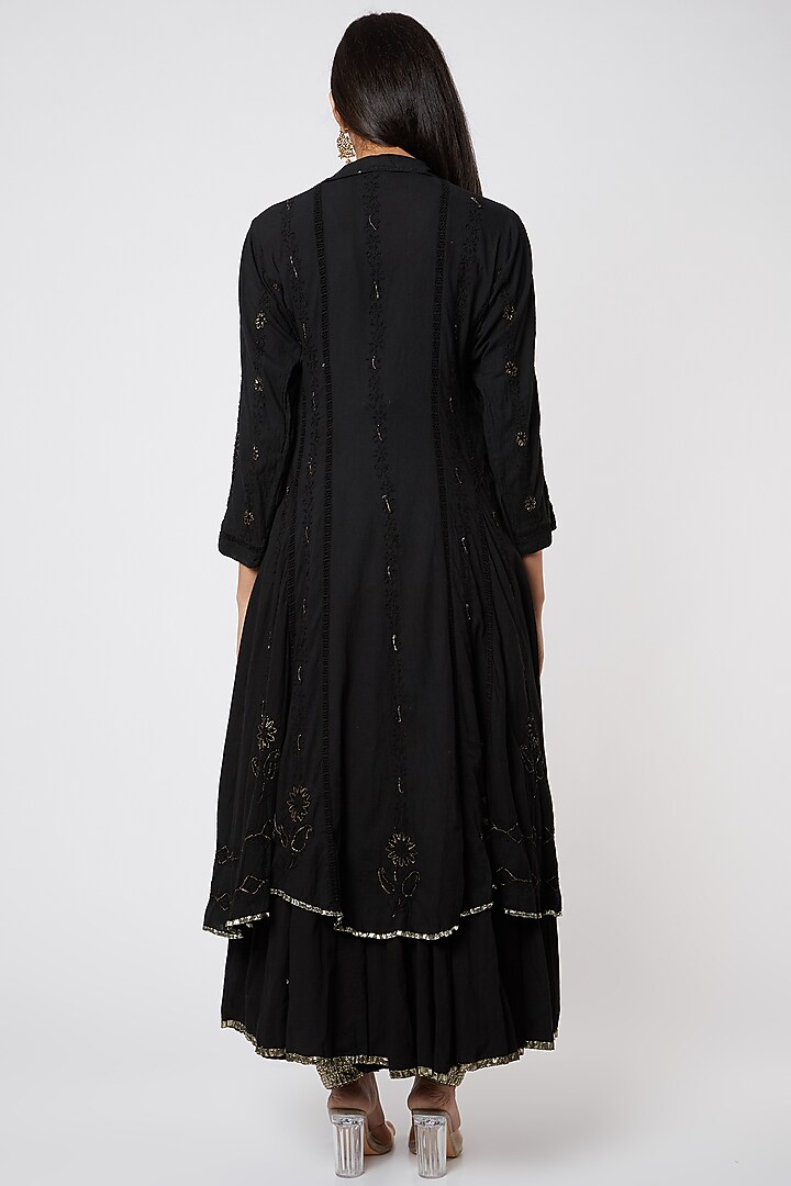 Black Kurta With Embroidery by Rose Tree at Pernia's Pop Up Shop