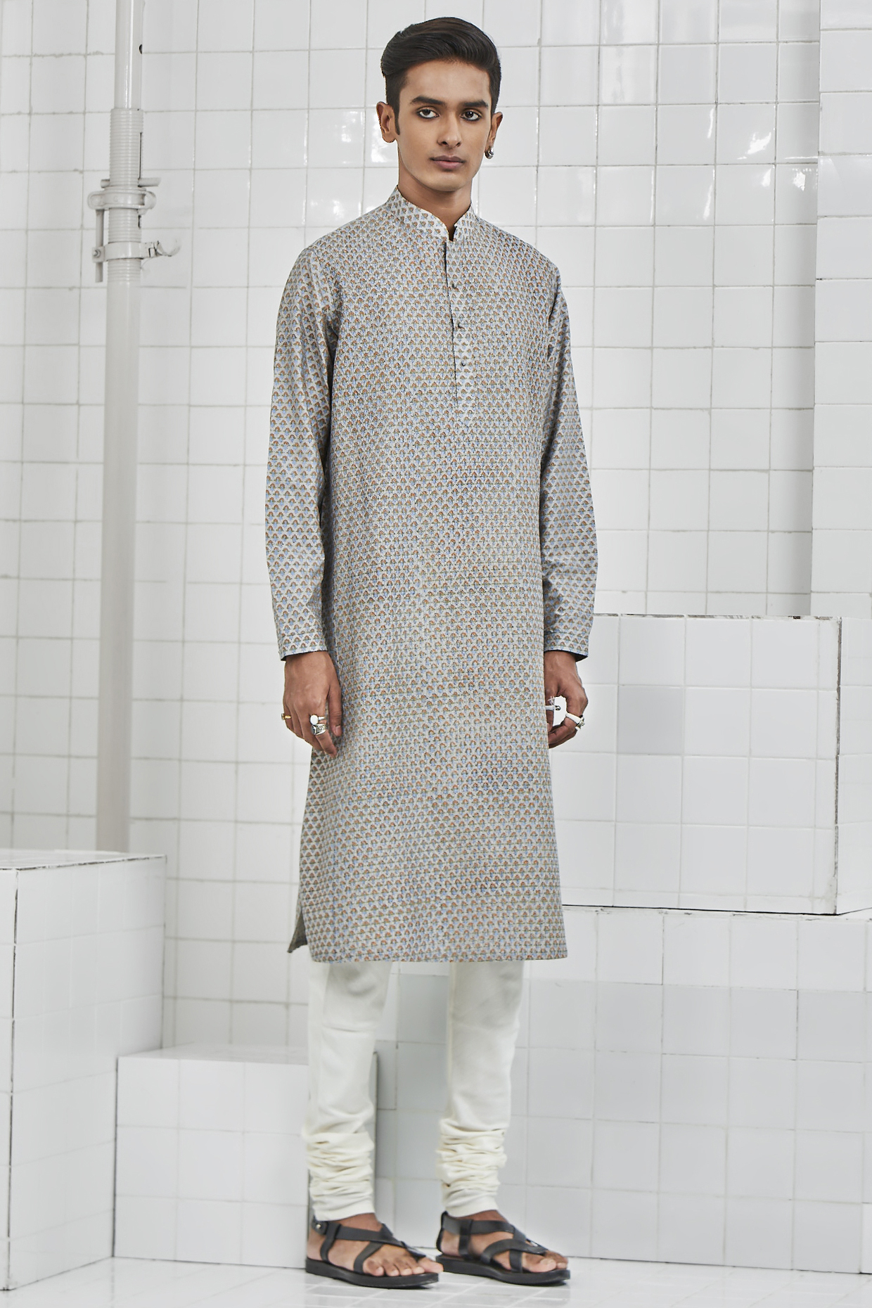 Grey Viscose Pleated Kurta by Rajesh Pratap Singh Men at Pernia's Pop Up Shop
