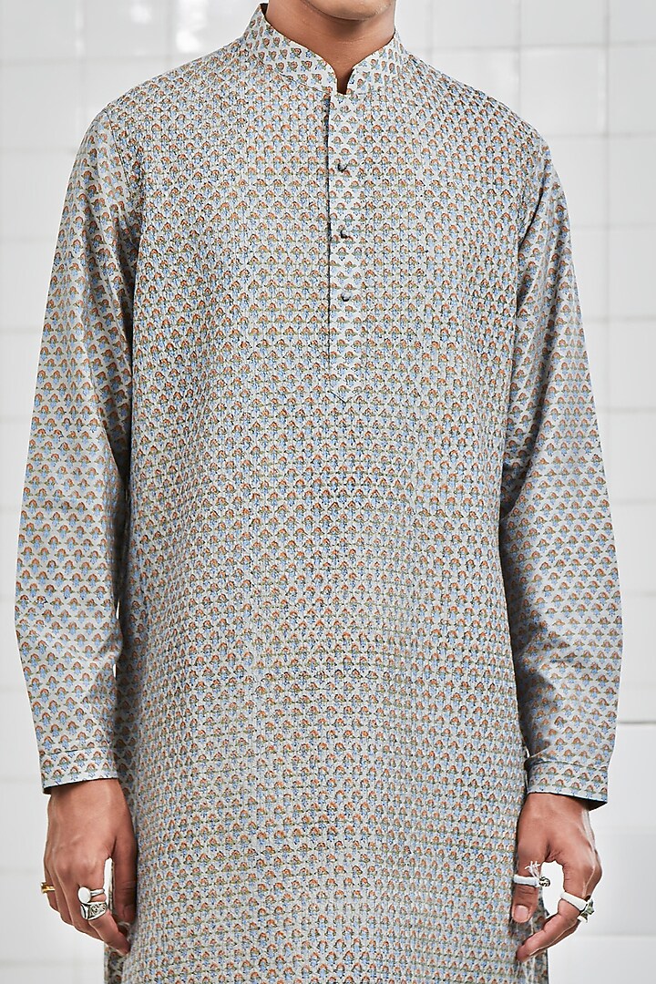 Grey Viscose Pleated Kurta by Rajesh Pratap Singh Men at Pernia's Pop Up Shop