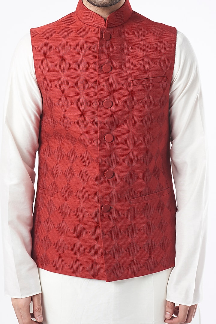 Maroon Viscose Quilted Nehru Jacket by Rajesh Pratap Singh Men at Pernia's Pop Up Shop