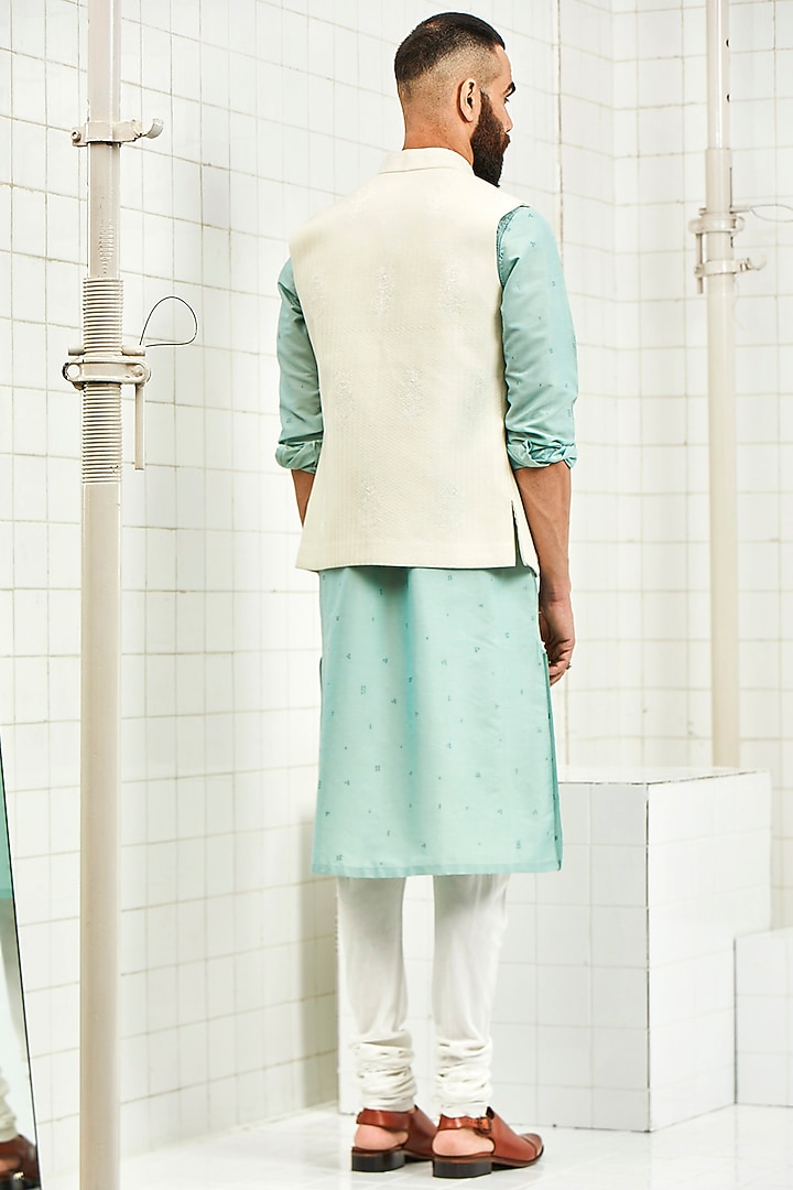 White Viscose Hand Embroidered Quilted Nehru Jacket by Rajesh Pratap Singh Men at Pernia's Pop Up Shop