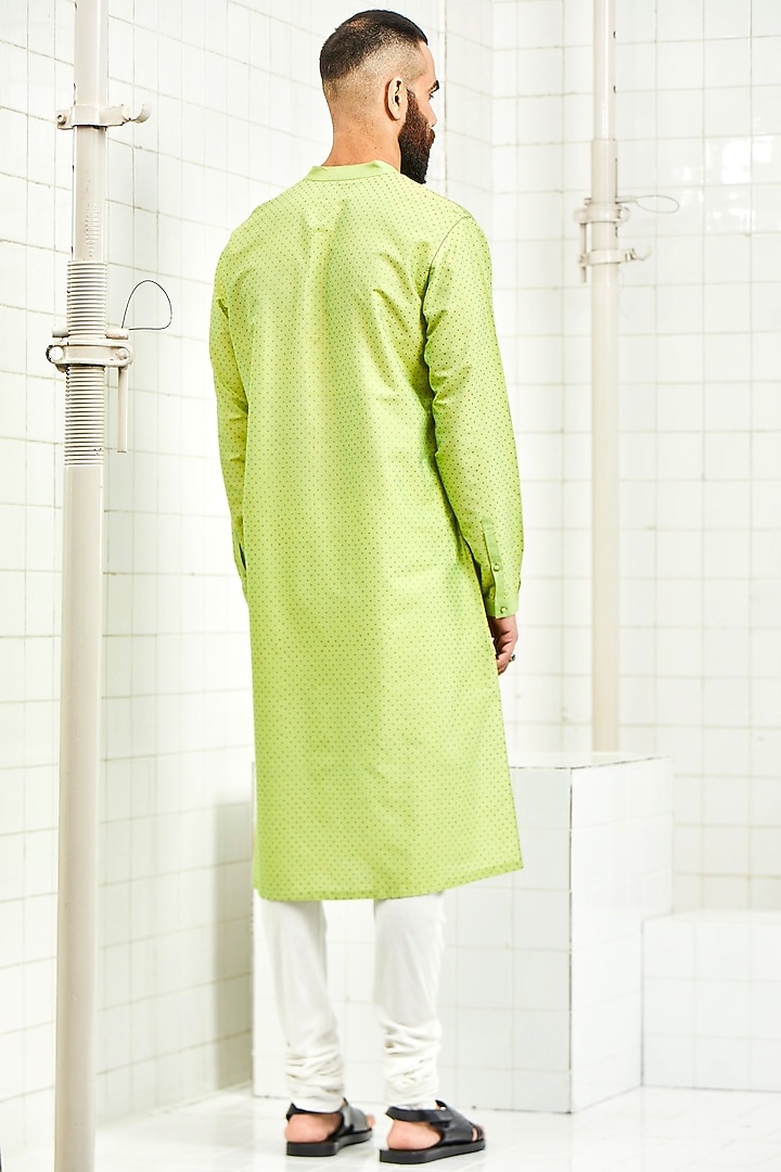 Elaichi Green Viscose Thread Work Kurta by Rajesh Pratap Singh Men at Pernia's Pop Up Shop