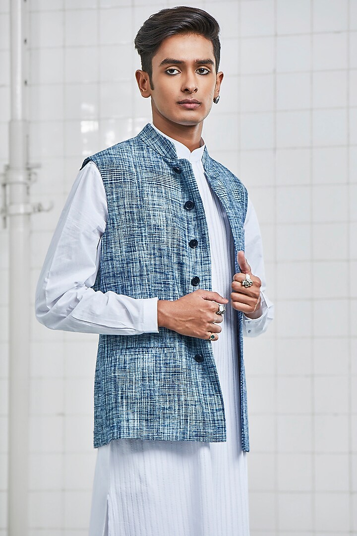 Melange Blue Linen Waistcoat by Rajesh Pratap Singh Men at Pernia's Pop Up Shop