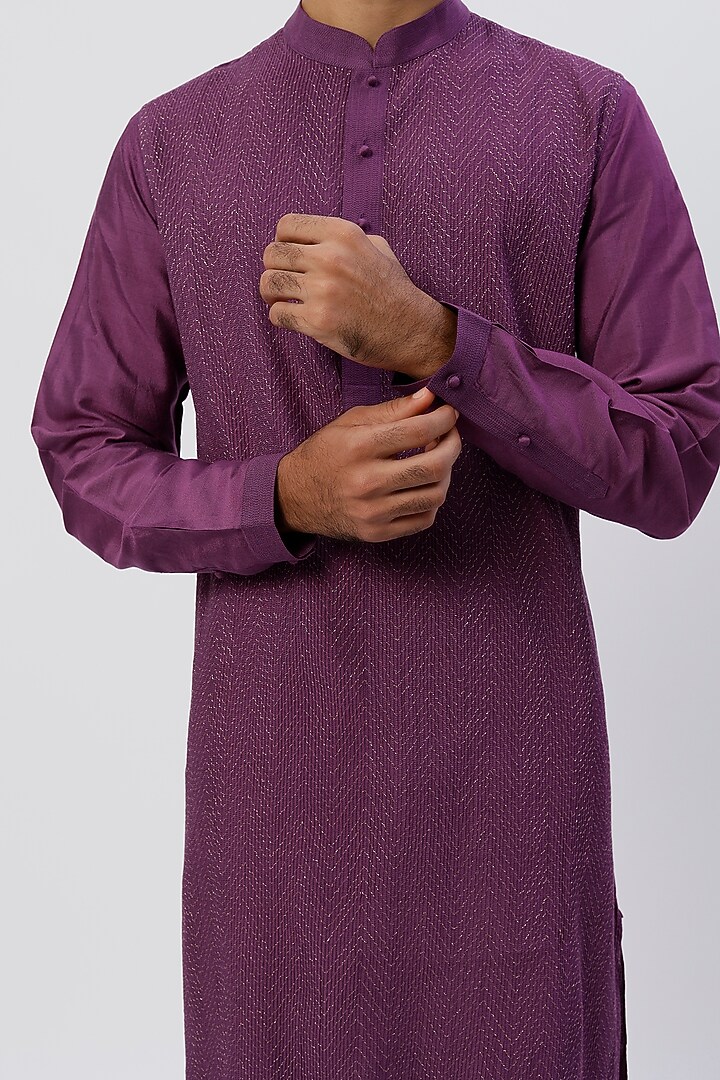 Aubergine Viscose Embroidered Kurta Set by Rajesh Pratap Singh Men at Pernia's Pop Up Shop
