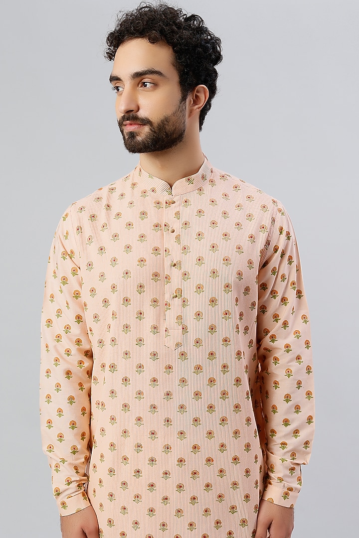 Peach Handloom Handspun Cotton Block Printed Kurta Set by Rajesh Pratap Singh Men at Pernia's Pop Up Shop