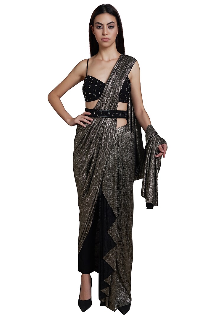 Black Pre-stitched Saree Set With Belt by RS by Rippii Sethi