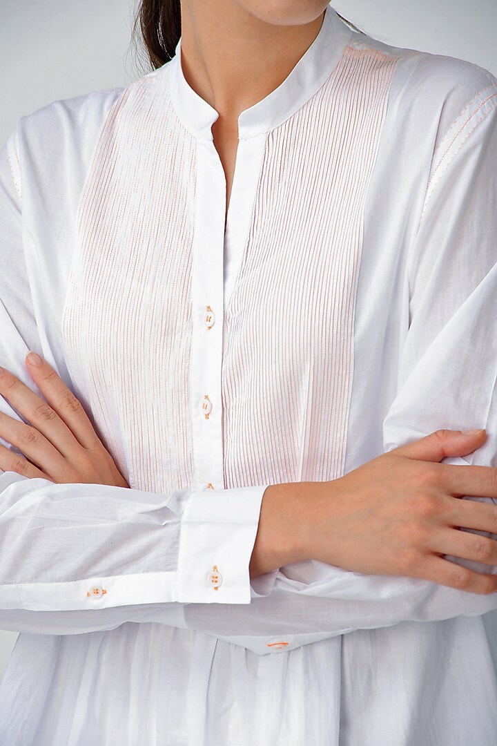 White Textured Tunic Vacation Dress by Rajesh Pratap Singh at Pernia's Pop Up Shop