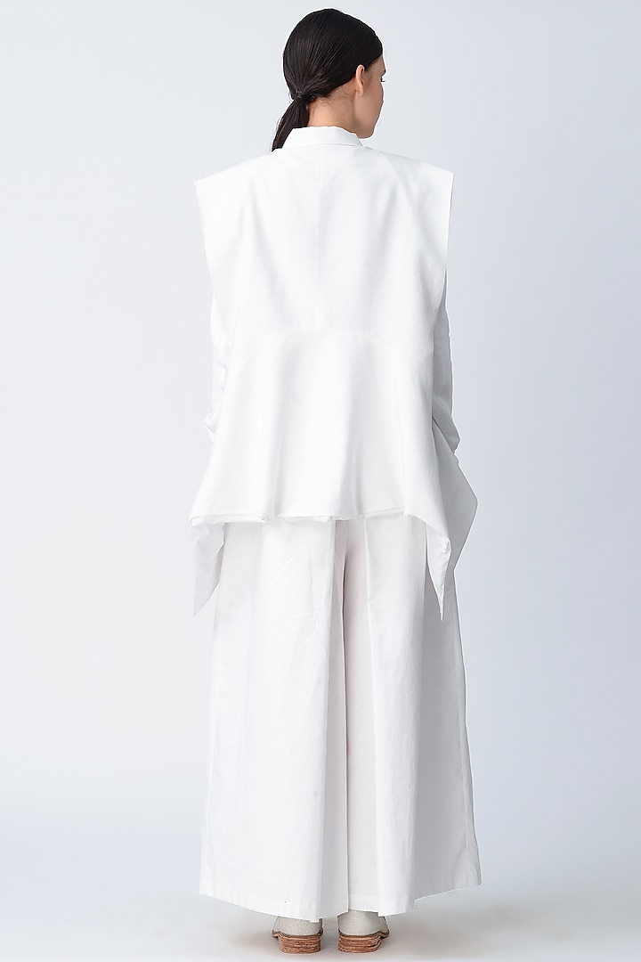 White Structured Cotton Jacket by Rajesh Pratap Singh at Pernia's Pop Up Shop