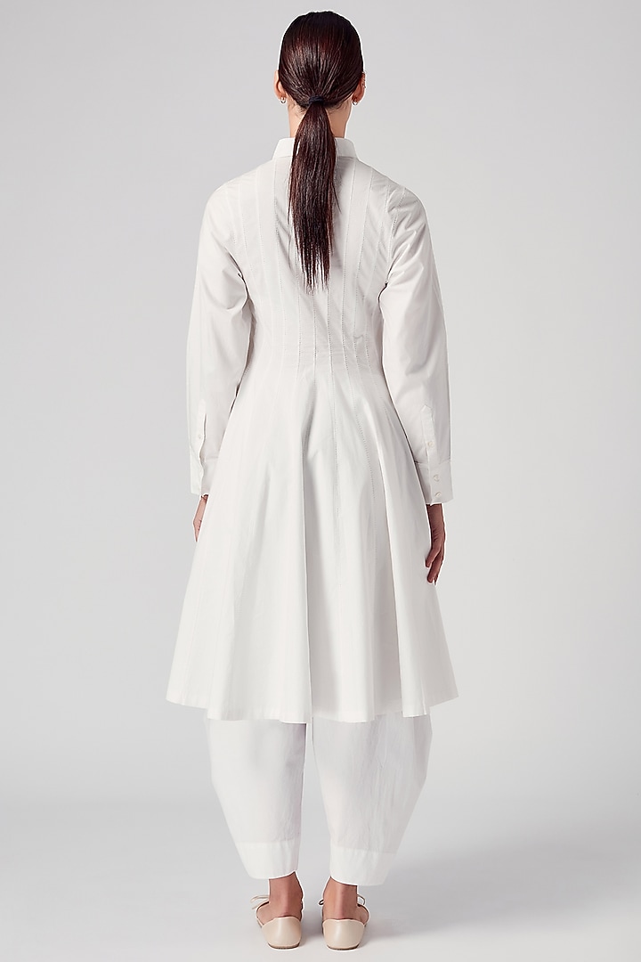 White Paneled Tunic by Rajesh Pratap Singh at Pernia's Pop Up Shop