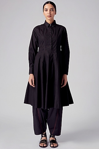 Black Paneled Tunic by Rajesh Pratap Singh