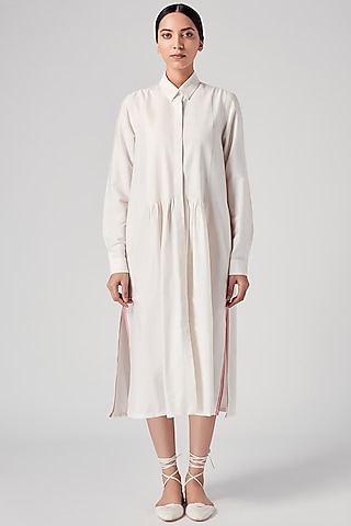Cream Pintuck Tunic by Rajesh Pratap Singh