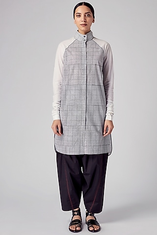 Black & White Checkered Tunic With Raglan Sleeves by Rajesh Pratap Singh