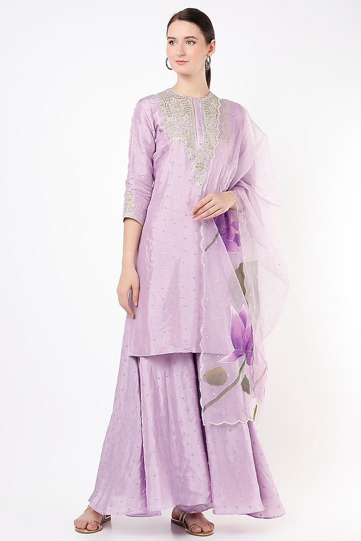 Lavender Embroidered Kurta Set by Roopa Sharma at Pernia's Pop Up Shop