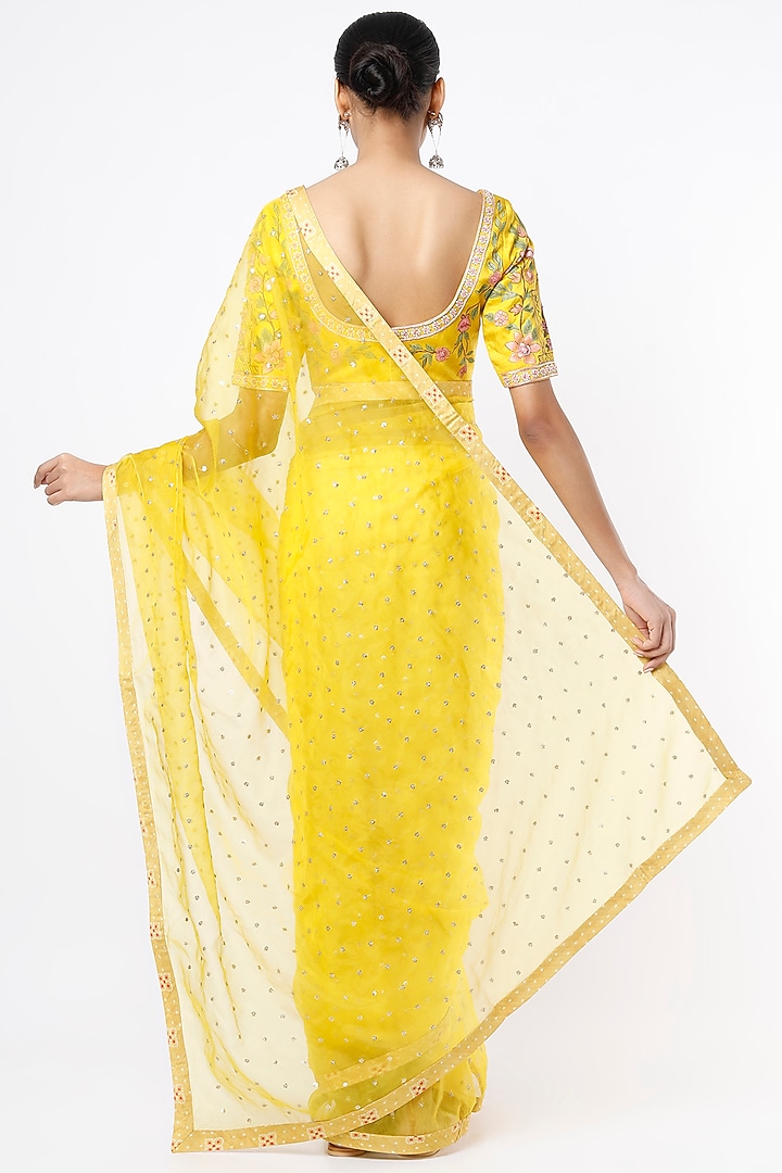 Dandelion Yellow Hand-Painted Party Wear Saree Set by Roopa Sharma at Pernia's Pop Up Shop
