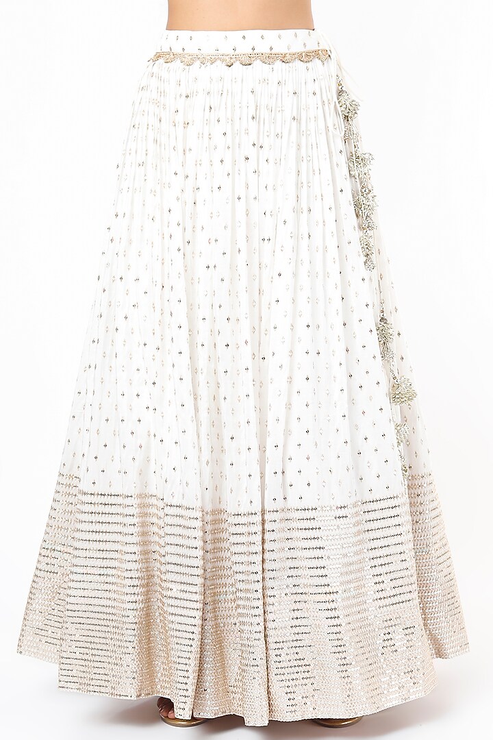 Off-White Embroidered Wedding Lehenga Set by Roopa Sharma at Pernia's Pop Up Shop