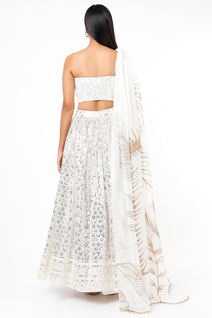White Embroidered Wedding Lehenga Set by Roopa Sharma at Pernia's Pop Up Shop