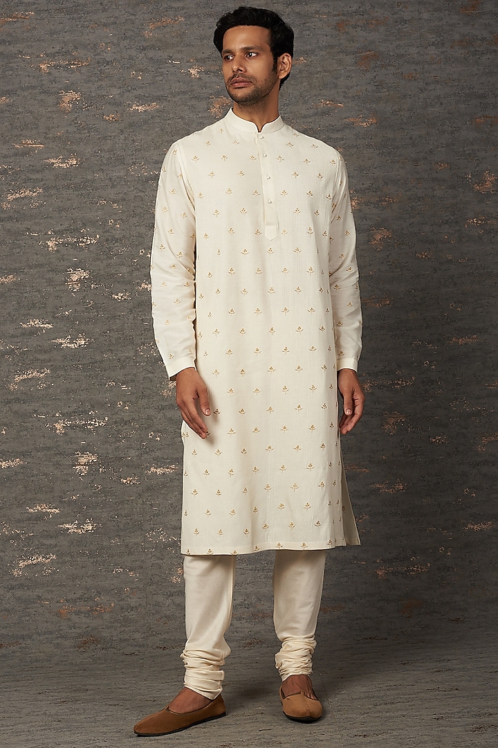 White Embroidered Kurta Set by Rajesh Pratap Singh Men