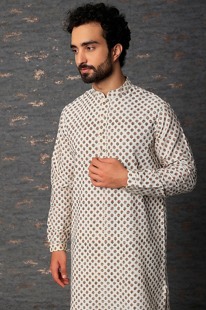 Ivory Block Printed Kurta Set by Rajesh Pratap Singh Men at Pernia's Pop Up Shop
