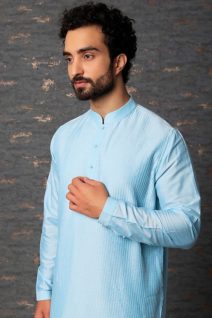 Sky Blue Embroidered Kurta Set by Rajesh Pratap Singh Men at Pernia's Pop Up Shop