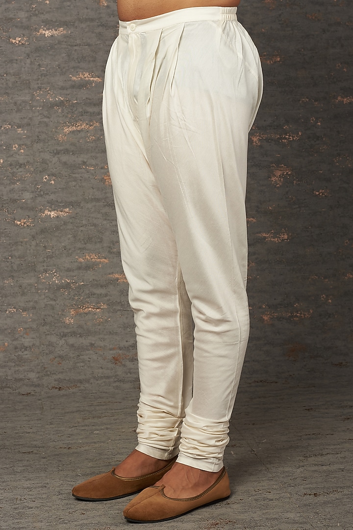 Caramel Katan 3D Diamond Textured Embroidered Kurta Set by Rajesh Pratap Singh Men at Pernia's Pop Up Shop