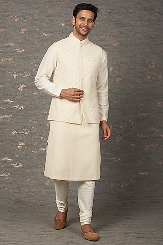 White Khadi Zari & Motif Embroidered Bundi Jacket by Rajesh Pratap Singh Men
