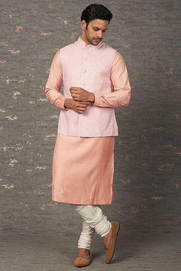 Blush Pink Embroidered Bundi Jacket by Rajesh Pratap Singh Men