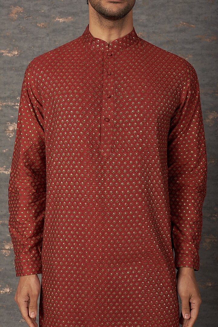 Wine Viscose Block Printed Kurta Set by Rajesh Pratap Singh Men at Pernia's Pop Up Shop