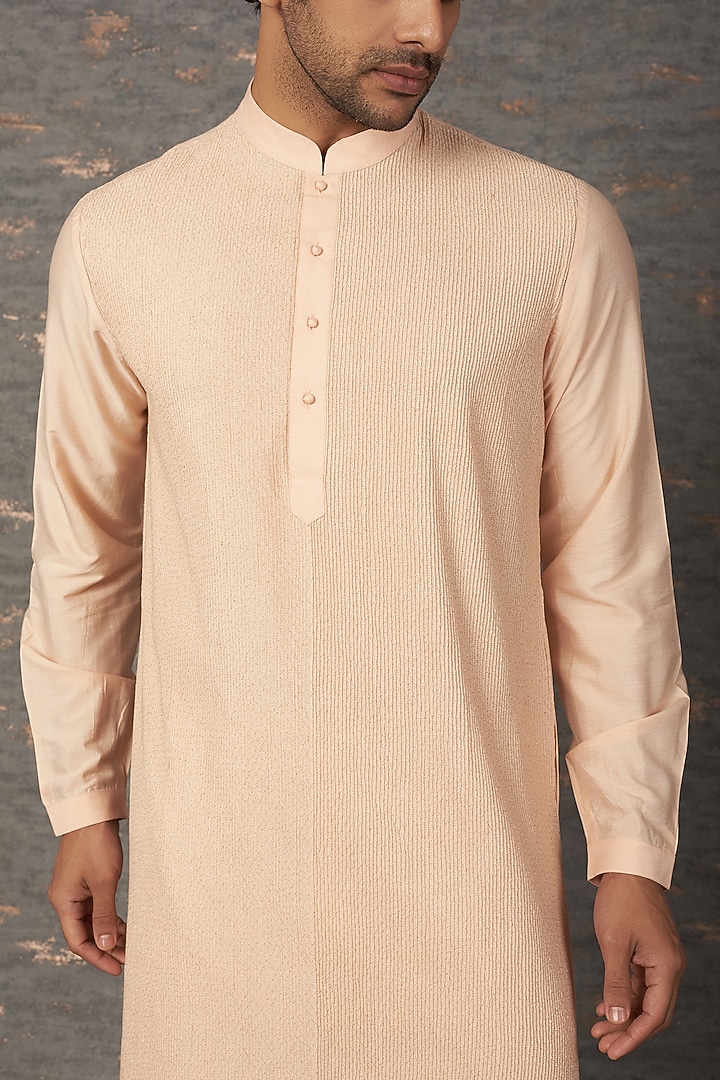 Light Pink Viscose Kurta Set by Rajesh Pratap Singh Men at Pernia's Pop Up Shop