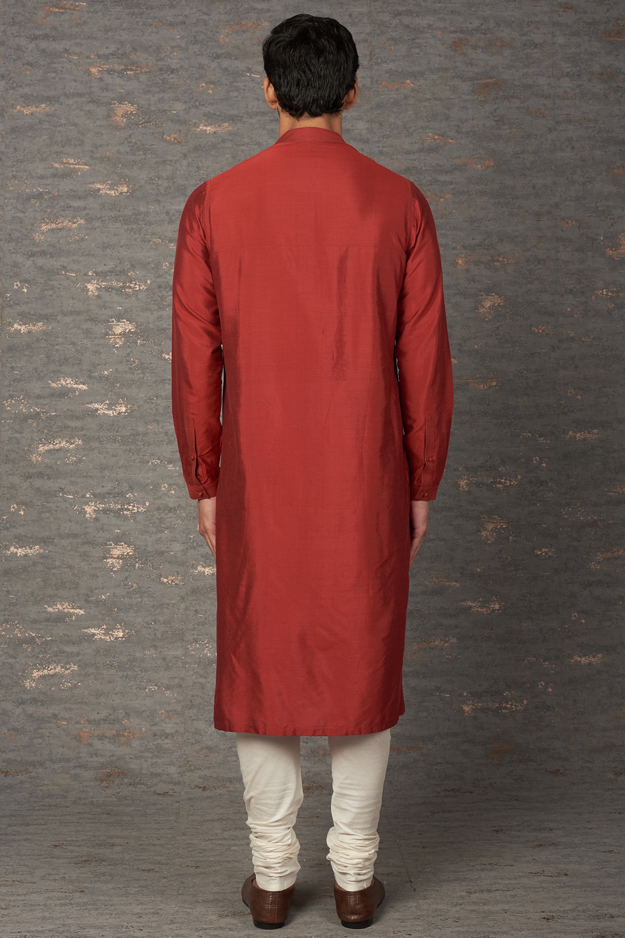 Red Embroidered Kurta Set by Rajesh Pratap Singh Men