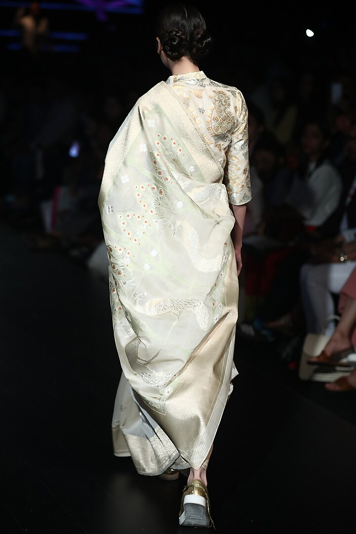 Gold motif blouse available only at Pernia's Pop Up Shop.