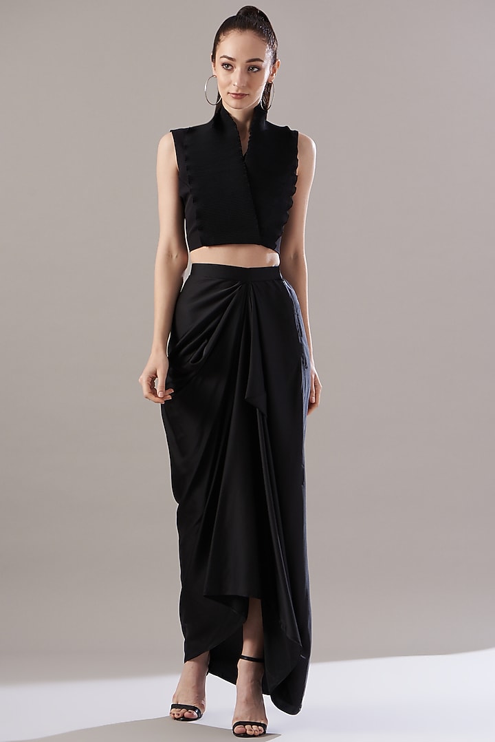 Gold & Black Satin Pre-Draped Wedding Saree Set by RITIKA ARYA JAIN at Pernia's Pop Up Shop