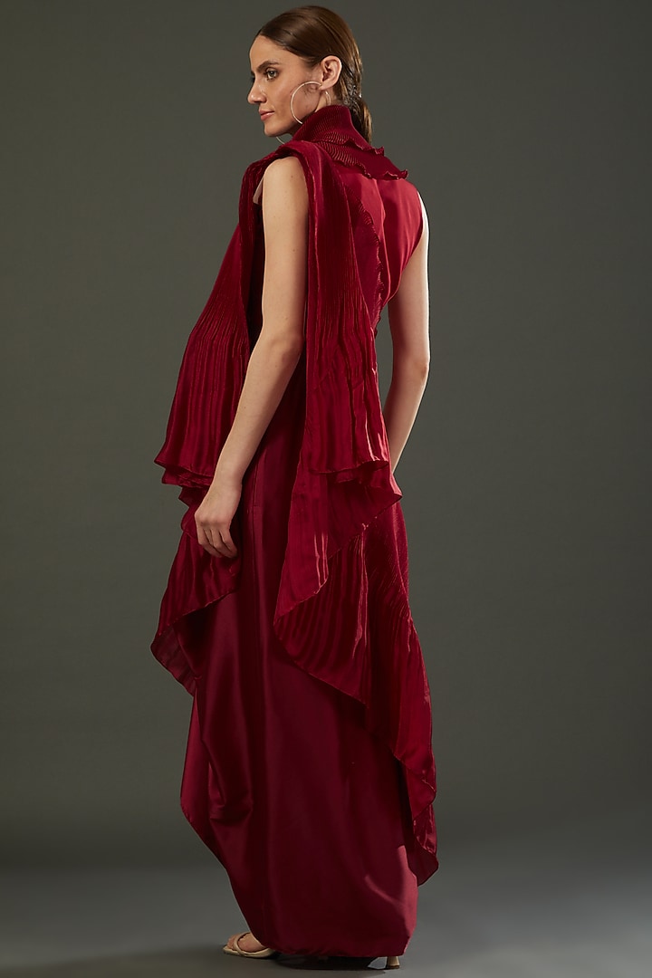 Red Crepe Draped Wedding Saree Set by RITIKA ARYA JAIN at Pernia's Pop Up Shop