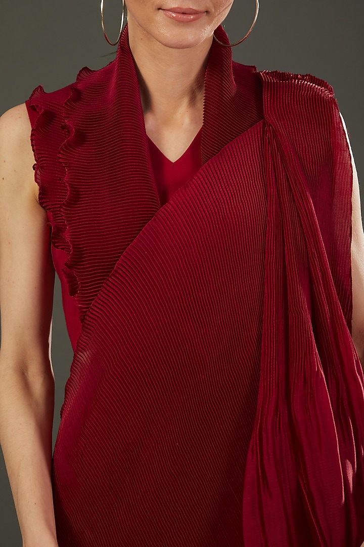Red Crepe Draped Wedding Saree Set by RITIKA ARYA JAIN at Pernia's Pop Up Shop