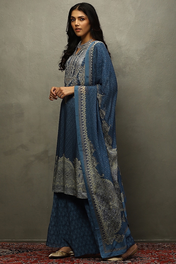 Indigo & Blue Silk Satin Hand Embroidered Kurta Set by Ri Ritu Kumar at Pernia's Pop Up Shop