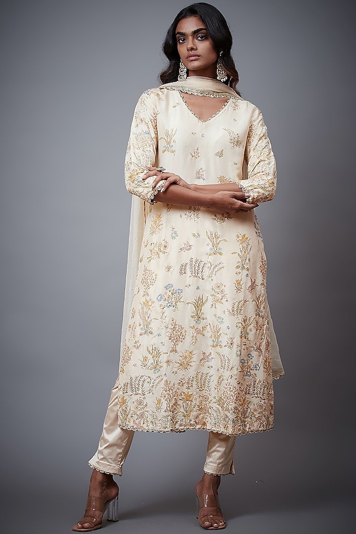 Ecru Silk Dupion Aari Tikki Hand Embroidered Kurta Set by Ri Ritu Kumar at Pernia's Pop Up Shop