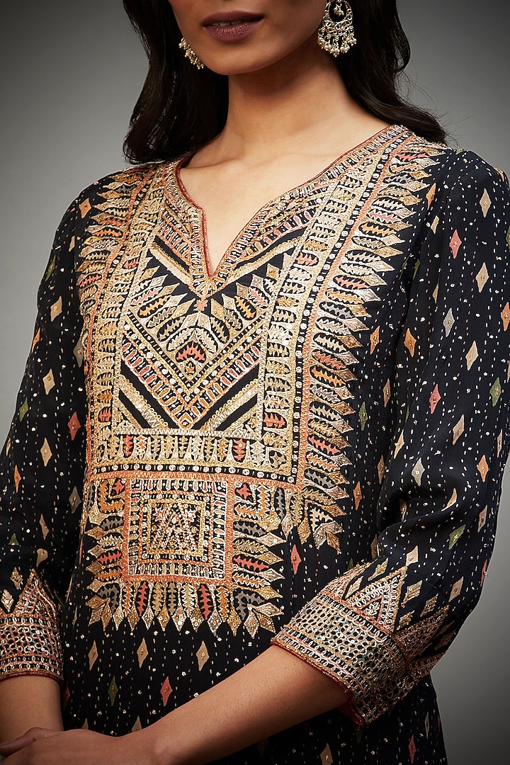 Black Rayon Crepe Rabari Hand Embroidered Kurta Set by Ri Ritu Kumar at Pernia's Pop Up Shop