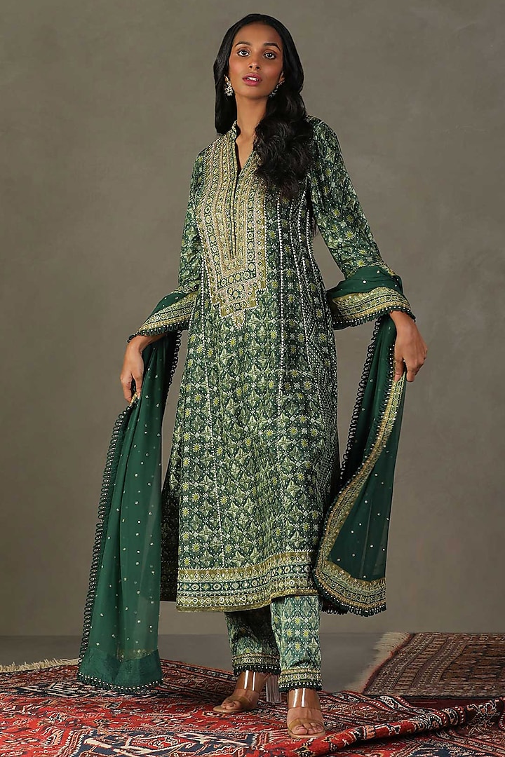 Forest Green Silk Geometric Printed Kurta Set by Ri Ritu Kumar at Pernia's Pop Up Shop