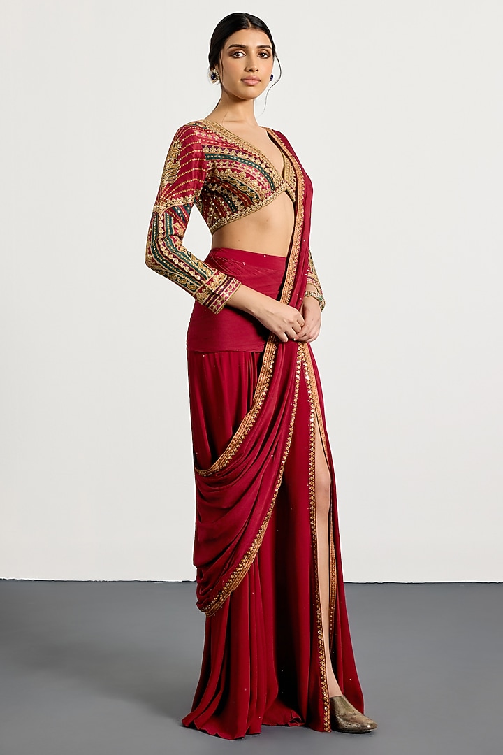 Prune Viscose Chinon Floral Printed & Zari Embroidered Reception Saree Set by Ri Ritu Kumar at Pernia's Pop Up Shop