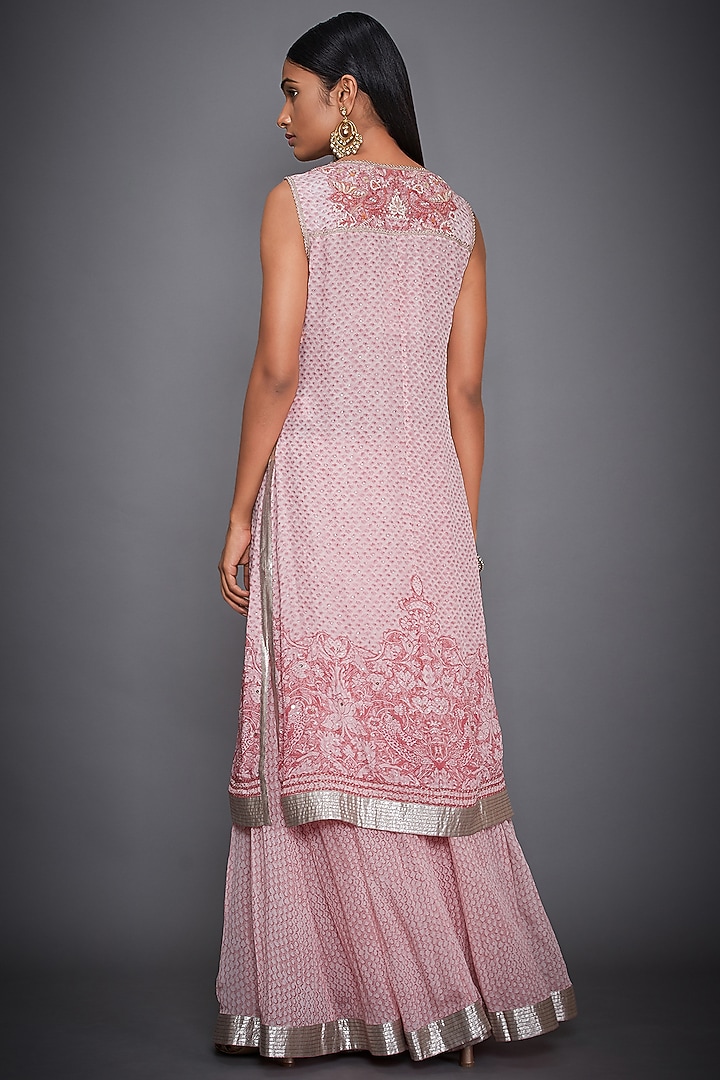 Off White & Coral Embroidered Printed Kurta Set by Ri Ritu Kumar at Pernia's Pop Up Shop