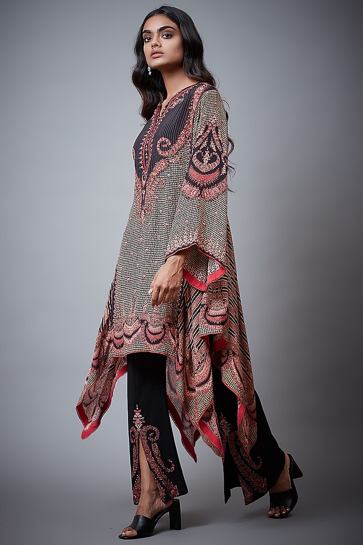 Old Rose & Black Rayon Crepe Embroidered Kurta by Ri Ritu Kumar at Pernia's Pop Up Shop