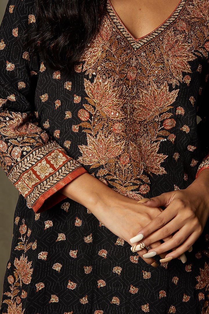 Black Rayon Crepe Embroidered Kurta Set by Ri Ritu Kumar at Pernia's Pop Up Shop