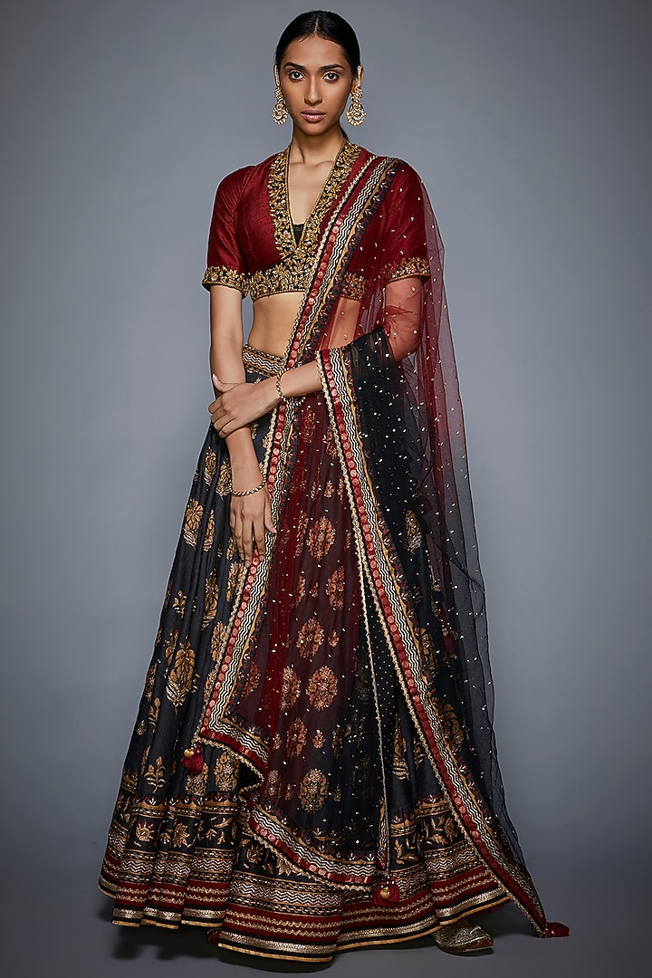 Black Floral Bridal Lehenga Set by Ri Ritu Kumar at Pernia's Pop Up Shop