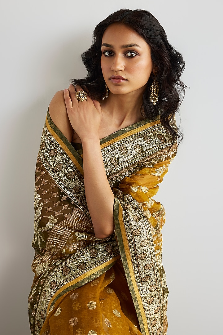 Mustard Silk Organza Jamdani Printed Bridal Saree Set by Ri Ritu Kumar at Pernia's Pop Up Shop