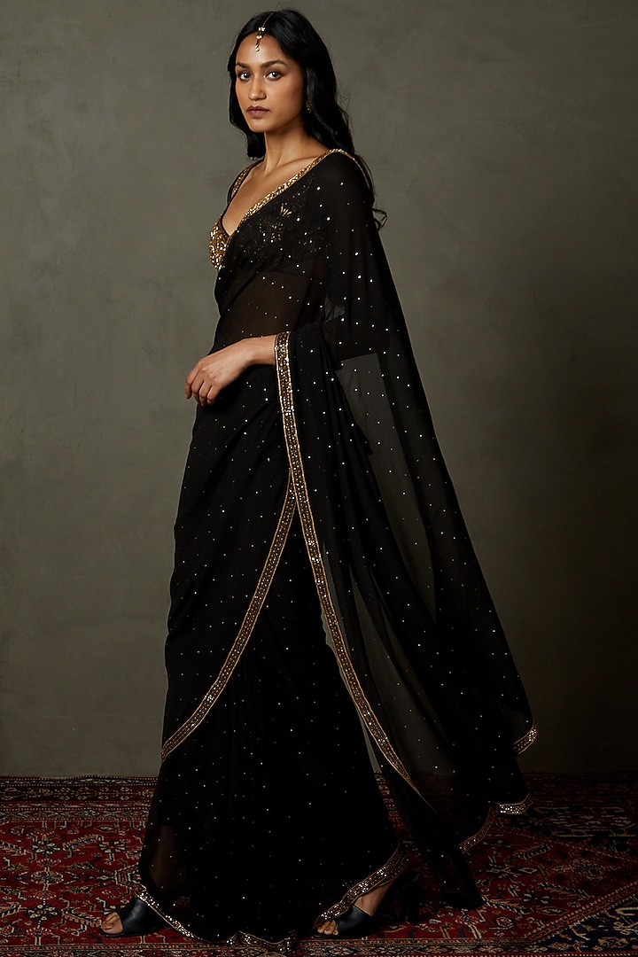 Black Silk Embroidered Reception Saree Set by Ri Ritu Kumar at Pernia's Pop Up Shop