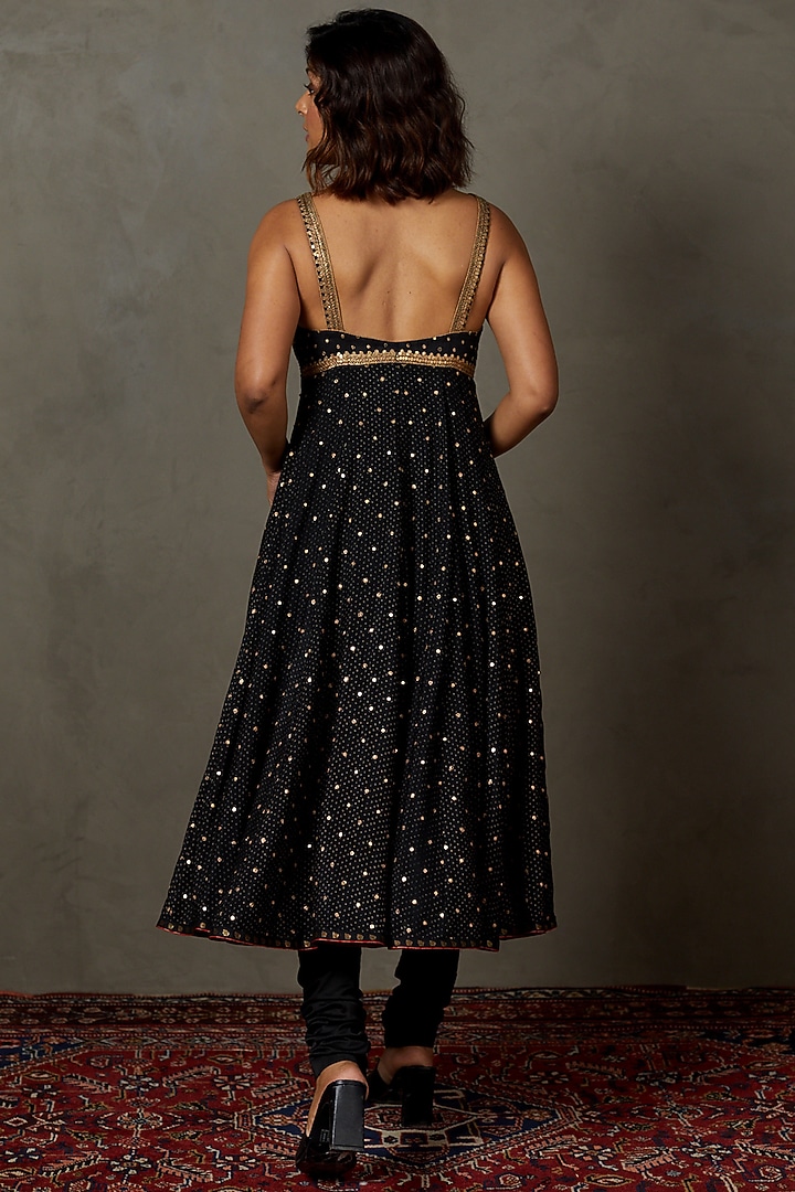 Black Silk & Viscose Embroidered Kurta Set by Ri Ritu Kumar at Pernia's Pop Up Shop
