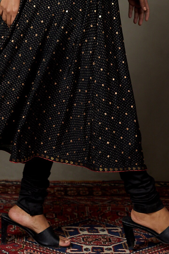 Black Silk & Viscose Embroidered Kurta Set by Ri Ritu Kumar at Pernia's Pop Up Shop