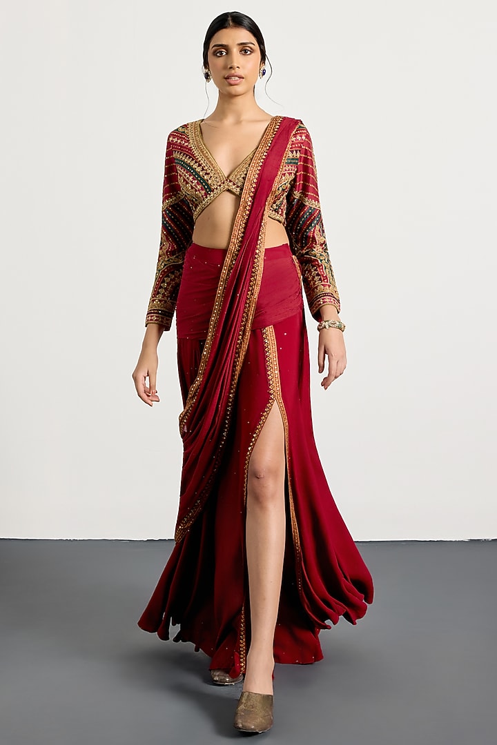 Prune-Colored Viscose & Chinon Draped Reception Saree Set by Ri Ritu Kumar at Pernia's Pop Up Shop